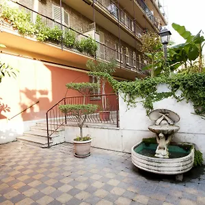 Martini Bed 3*, Roma Italia